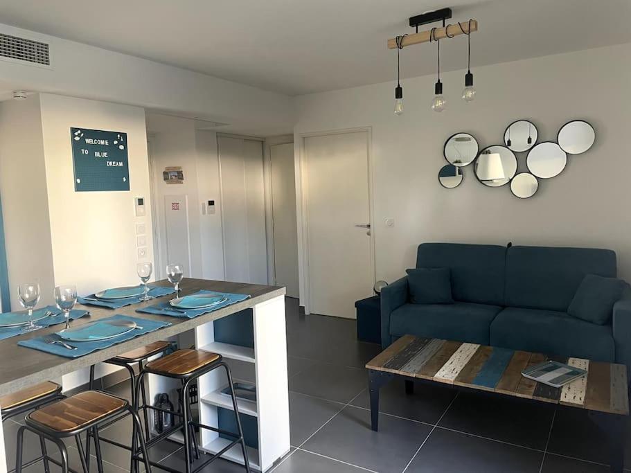 Blue Dream Apartment Juan-les-Pins Bagian luar foto