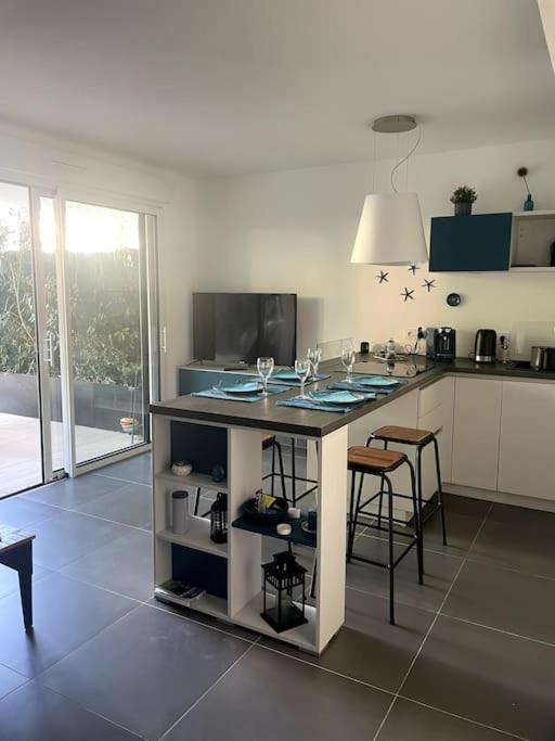 Blue Dream Apartment Juan-les-Pins Bagian luar foto