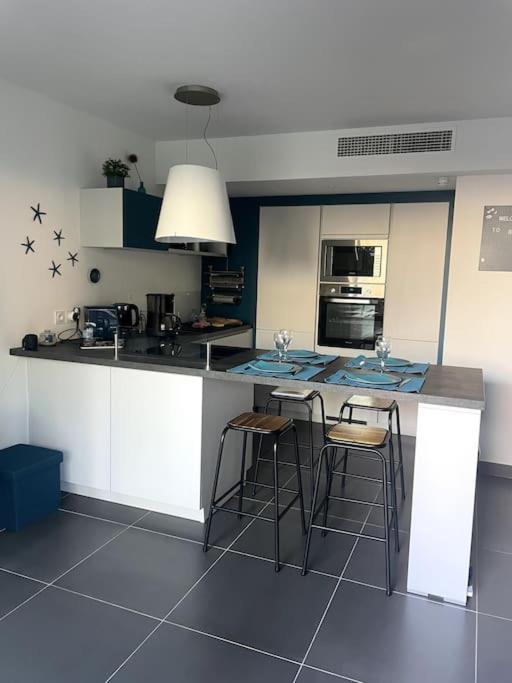 Blue Dream Apartment Juan-les-Pins Bagian luar foto